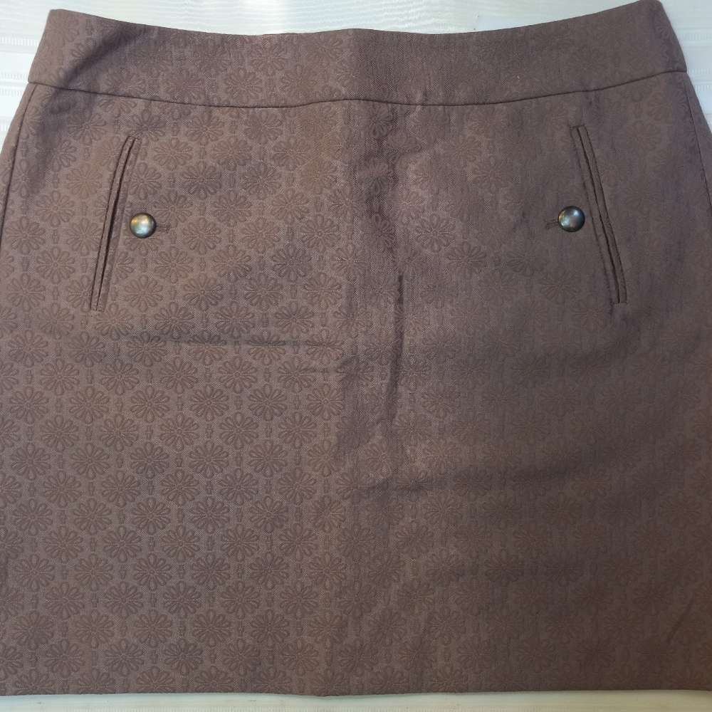 Loft deep tan size 8 women's skirt.